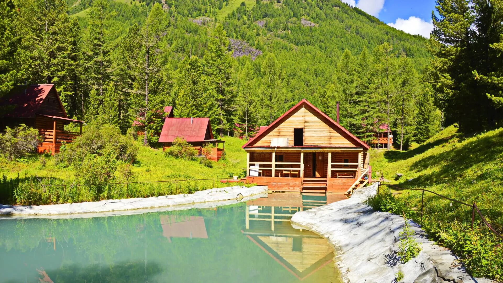 Отели Телецкое, Россия. Рейтинг отелей и гостиниц мира TopHotels.