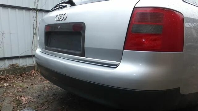 Audi a6 c5 парктроники. Задний бампер а6 с5. Накладка на бампер audi rs6 c6 avant. Задний бампер ауди rs6 c5. Audi а6 c5 седан обвес s.