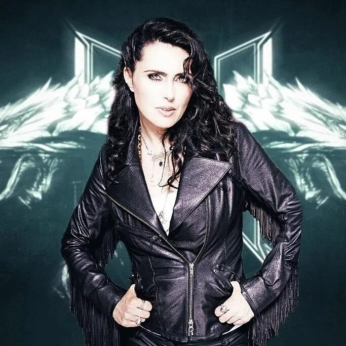 Группа within temptation альбомы. Within temptation вокалистка. шарон дель адель. within temptation шарон. группа within temptation шарон ден адель.