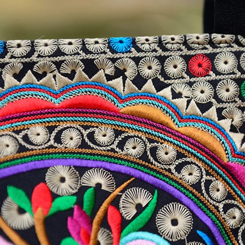 Спа интерьер тайский будда. Нео бохо стиль. Стиль бохо шик 2022. Стиль массажного кабинета. Хиппи субкультура одежда.