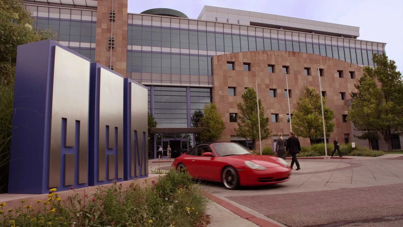 Building but better. Hamlin &amp; mcgill. офис hhm в альбукерке. hhm better call saul. hamlin hamlin mcgill office.