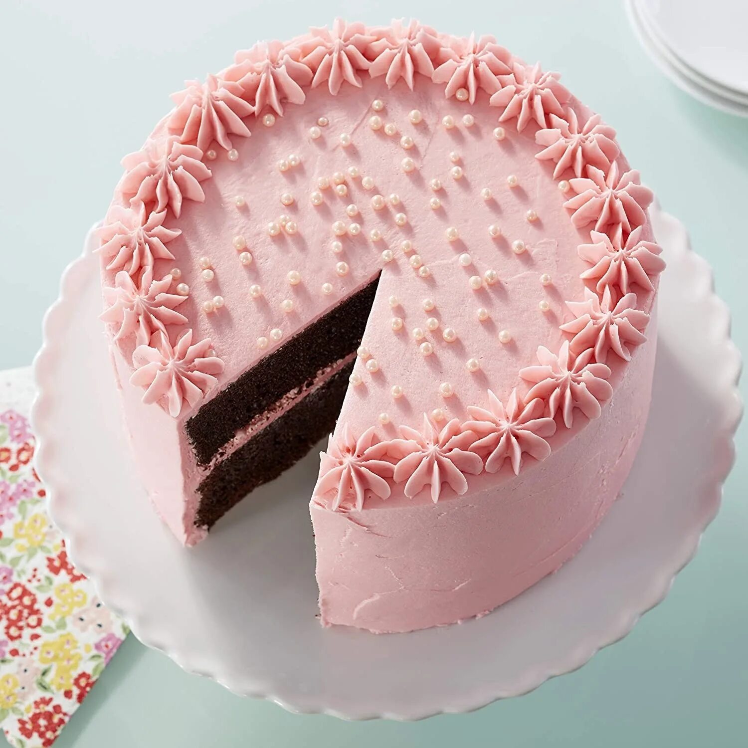 Украшение торта. Красивое украшение торта. Украшение торта для девочки. Кремовое украшение торта. Легкое украшение торта