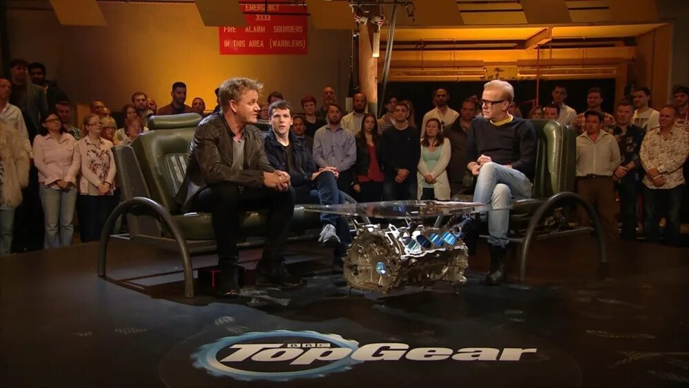 Съемочная группа топ Гир. Top Gear первый выпуск. Понравилось шоу