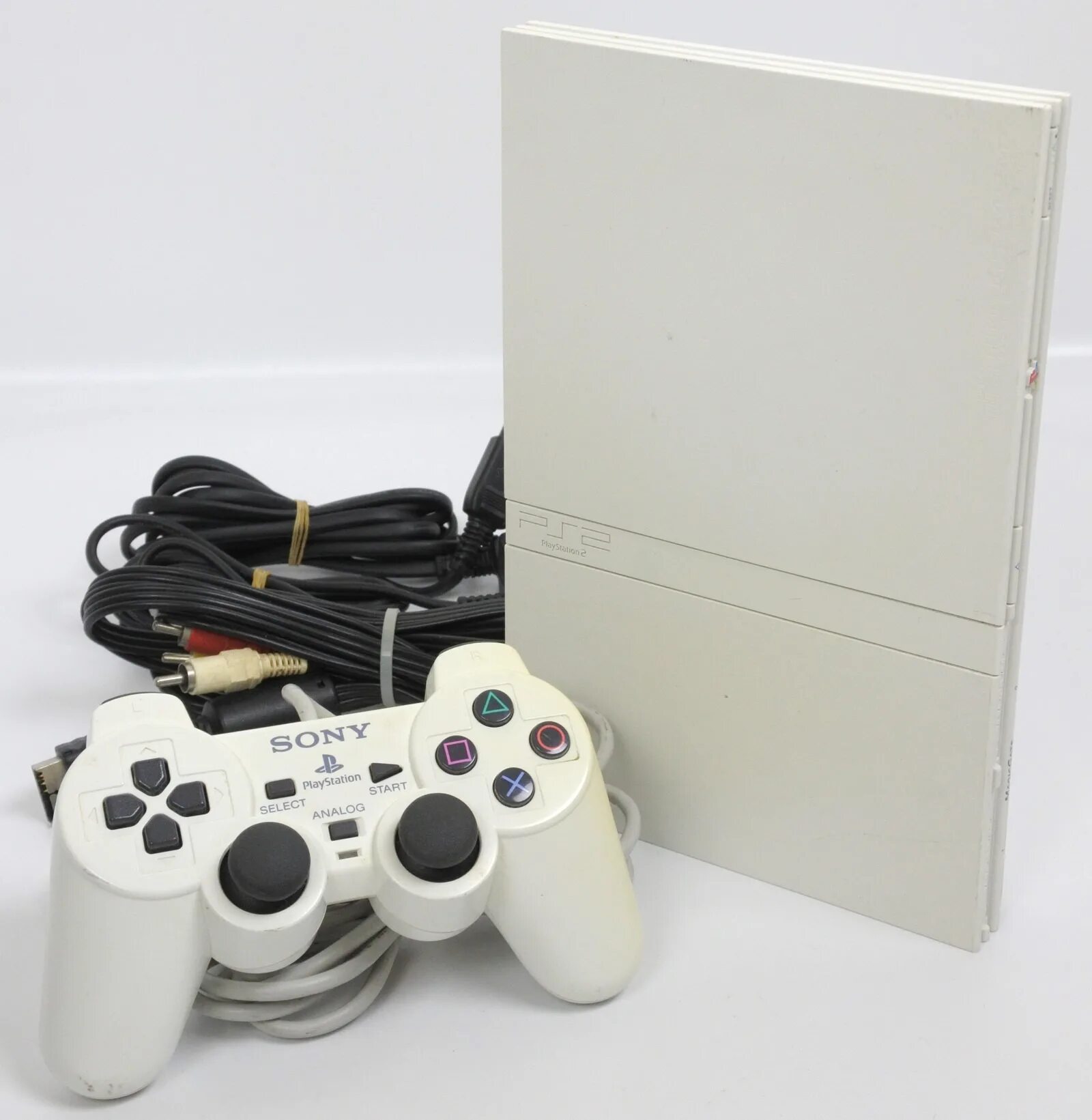 Пс 2 слим. Sony ps2 белая. PLAYSTATION 2 Slim 7000. PLAYSTATION 2 Slim Ceramic White. PS 2 белая слим.