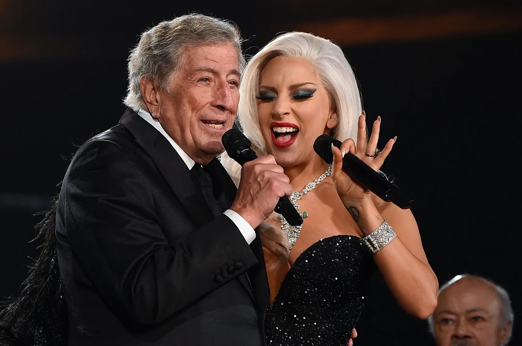 Tony Bennett Lady Gaga. Тони Беннетт и леди Гага. Lady Gaga 2015 Jazz Tony Bennett. Tony Bennett 2021. Попрошу звезды