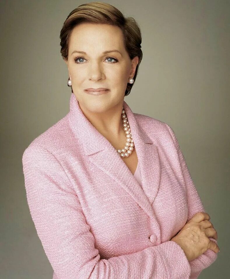 Дж эндрюс. Джули Эндрюс 2023. Джули Эндрюс Julie Andrews. Джули Эндрюс сейчас.