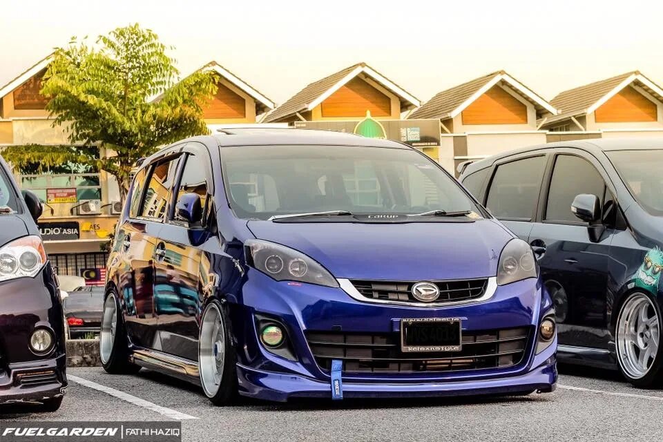 Rx7 re amemiya. Японский порше 911. Pounder заказной. Jubilee gta 5 online. Acura rsx green.