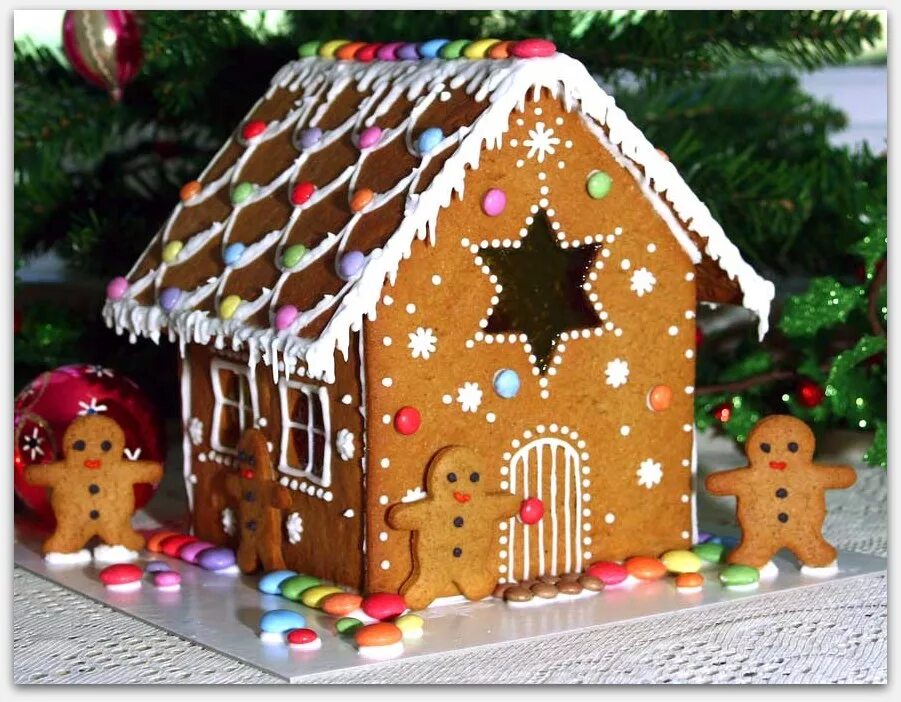 Пряничный домик Gingerbread House. МК Пряничный домик имбирный. Имбирный пряник новогодний домик. Пряничный домик Рождество