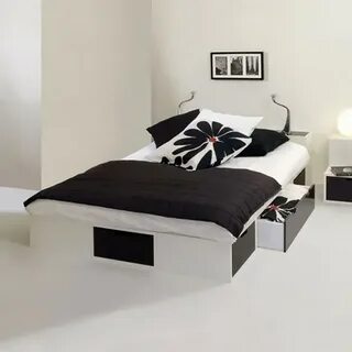 Кровать черно белая