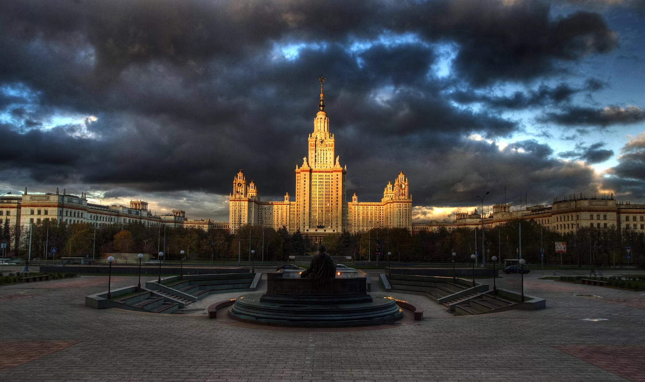 Мгу тел. Московский государственный университет имени м.в.Ломоносова，МГУ. Университет Ломоносова в Москве. Эстетика Московского университета МГУ.