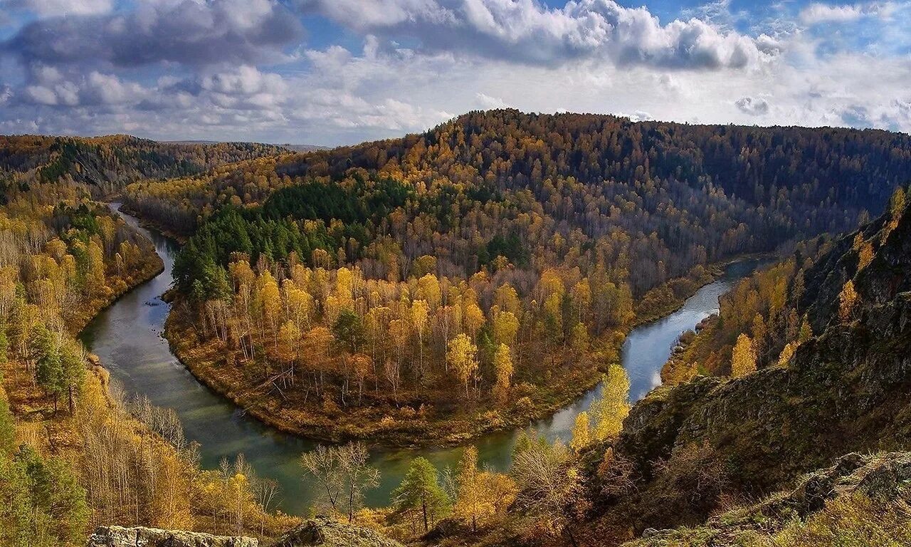 Красивые места новосибирской области. Гора зверобой Бердские скалы. Бердские скалы Искитимский район. Бердские скалы (зверобой) Новосибирск. Река Бердь Искитим.