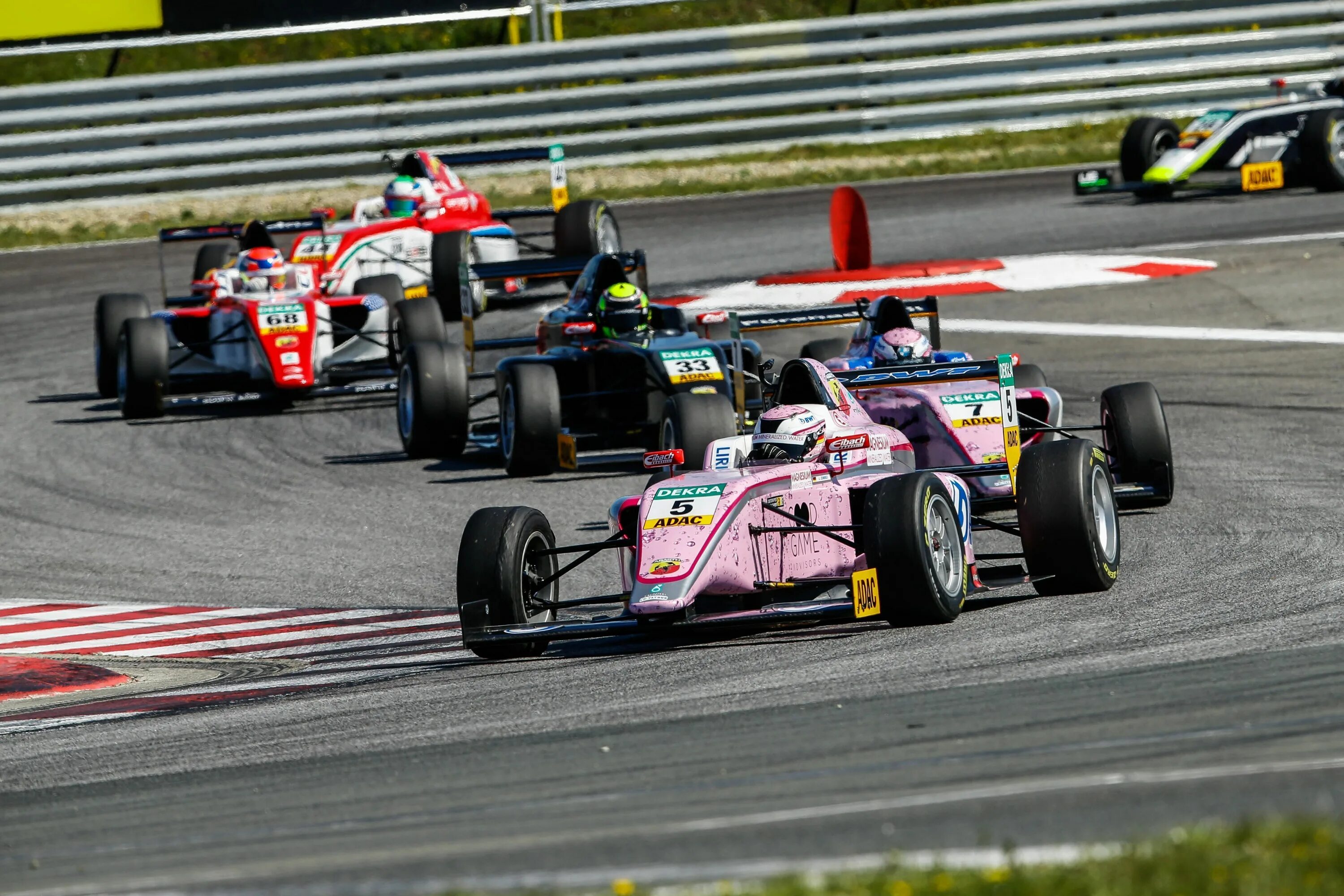 Формула 4 гонки. Formula 4. ADAC Formula 4 2022. Болид формулы 4. ADAC формула.