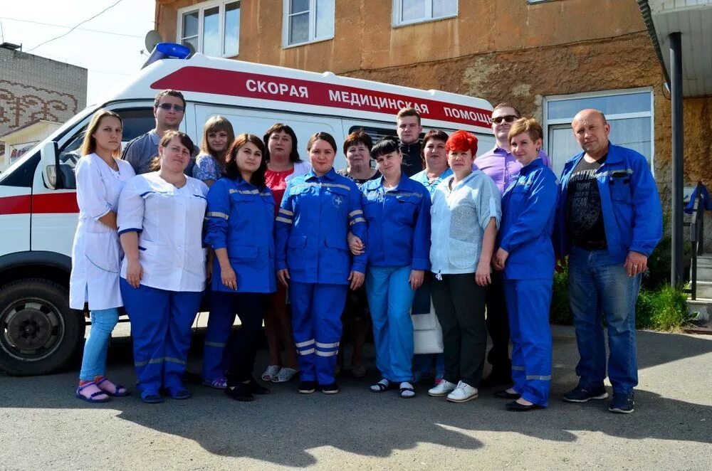100 лет скорой помощи. Скорая помощь ижевск. состав скорой помощи. врачи скорой помощи ижевск.