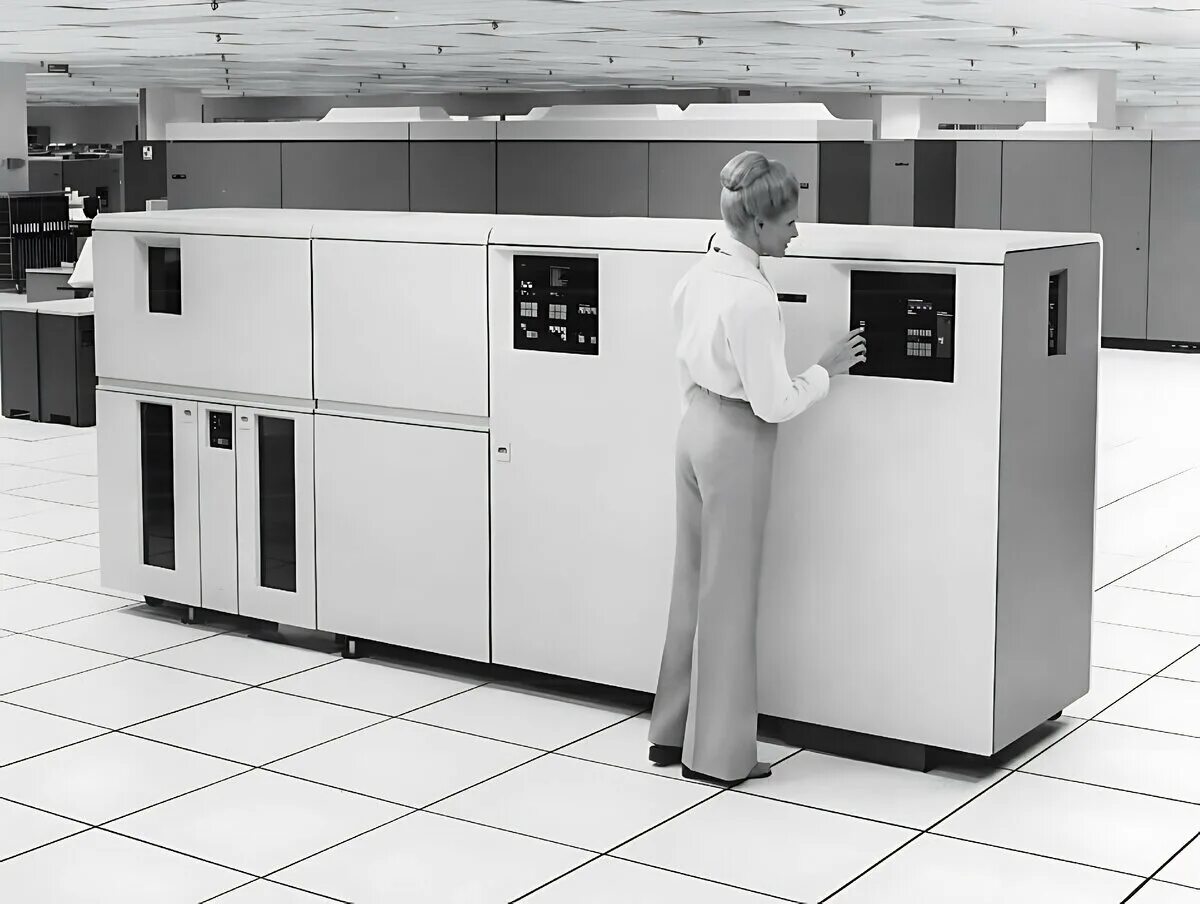 Принтер IBM 1980. Принтер IBM 1990. IBM 3800. Принтер IBM 3 1990. Создание ibm