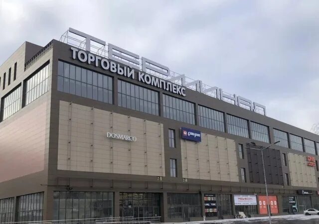 ТК Прибалтийский. Омск новый торговый центр терминал. ТК терминал Омск фото.