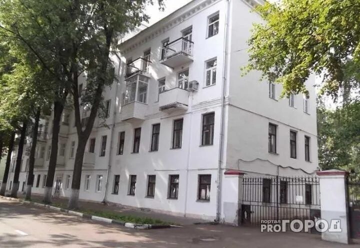 Б. Большая октябрьская 61 ярославль. Улица большая октябрьская ярославль 61. Улица большая октябрьская ярославль 61. Московская 25а екатеринбург аистенок.