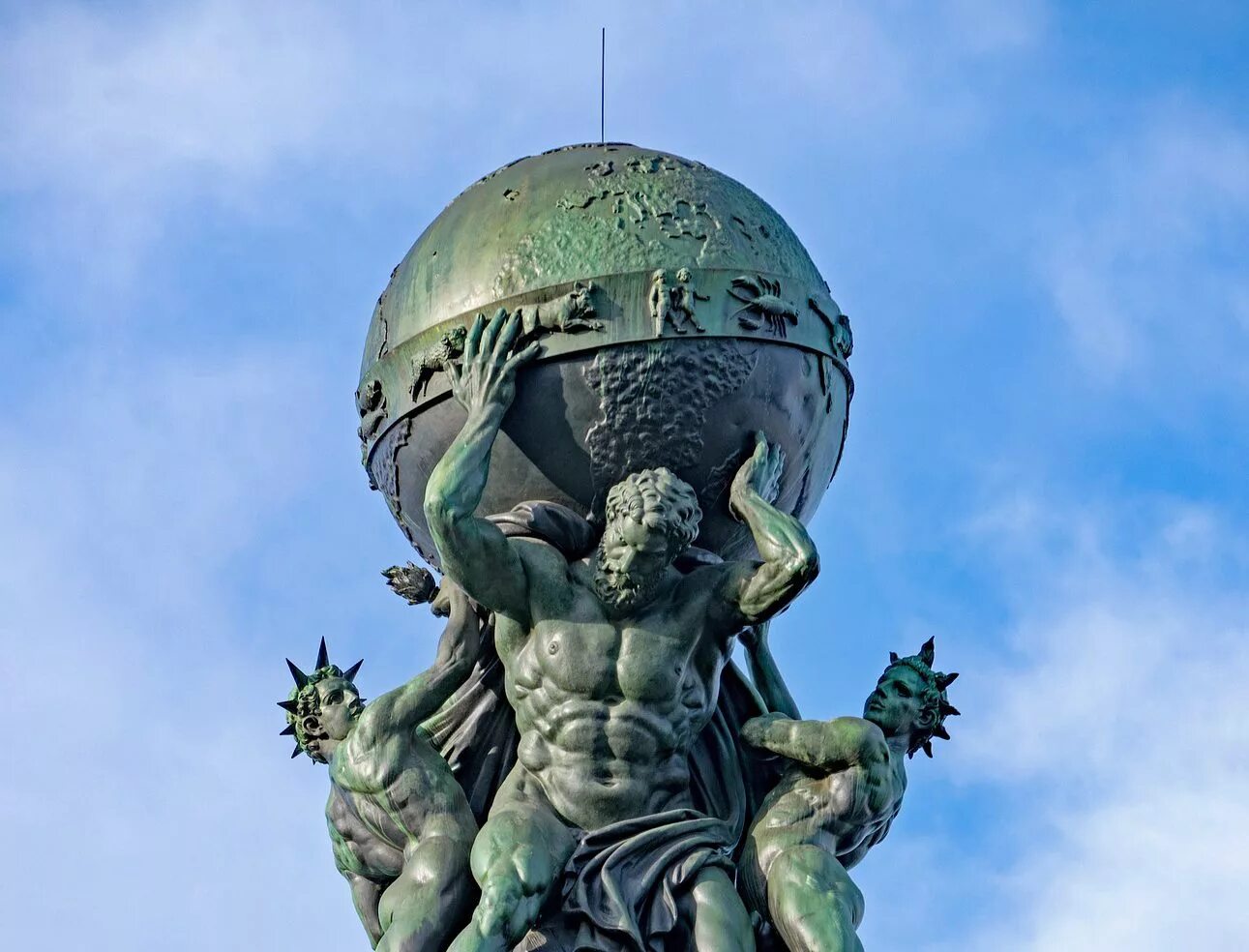 атлант древняя греция. бог атлант (титан). атлант древняя греция. атлас титан статуя. атлант (титан) титаны.