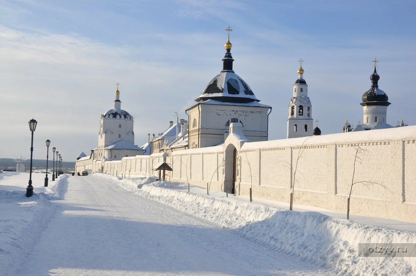 Свияжск зимой стоит ли ехать. Остров-град свияжск в казани зимой. остров-град свияжск зимой. град свияжск зимой казань. остров-град свияжск зимой монастырь.