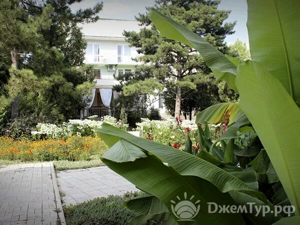 угловое крым рынок. ханский дюрбэ бахчисарай. турбаза привал бахчисарай. курортная бахчисарай. курортная бахчисарай.