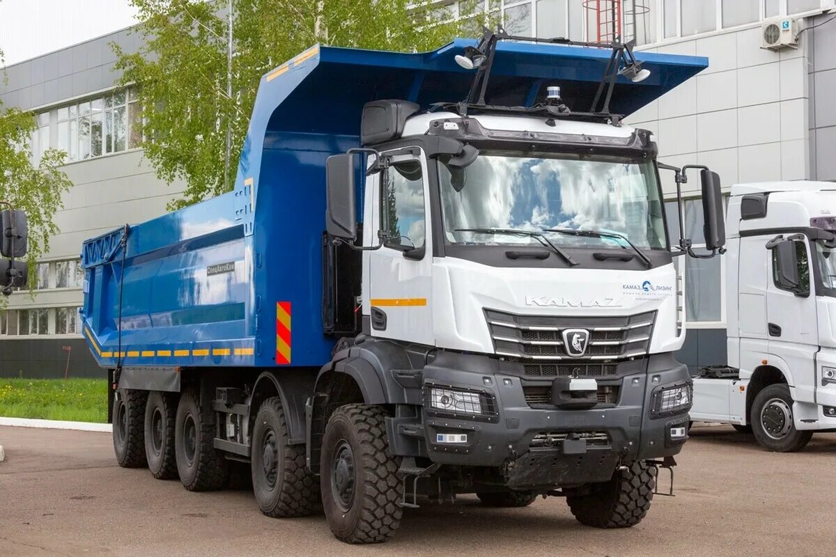 Камаз 65805 атлант. Камаз 65805 атлант. Камаз атлант 49. Атланта 49 камаз. Беспилотный камаз атлант 49.