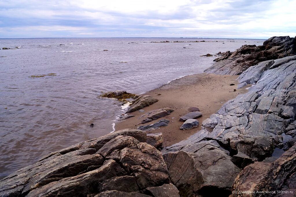Прилив беломорск. Белое море беломорск. берег белого моря у беломорска. город беломорск белое море. беломорск набережная белого моря.