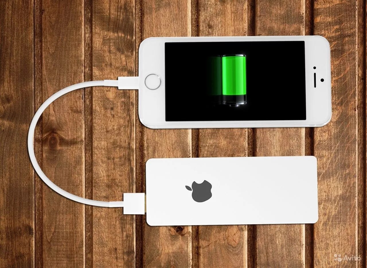 Можно ли заряжать айфон ночью. Power bank apple 6000. портативная аппл эппл зарядка. пауэр бэнк зарядка для айфона. внешний аккумулятор зарядник appel.
