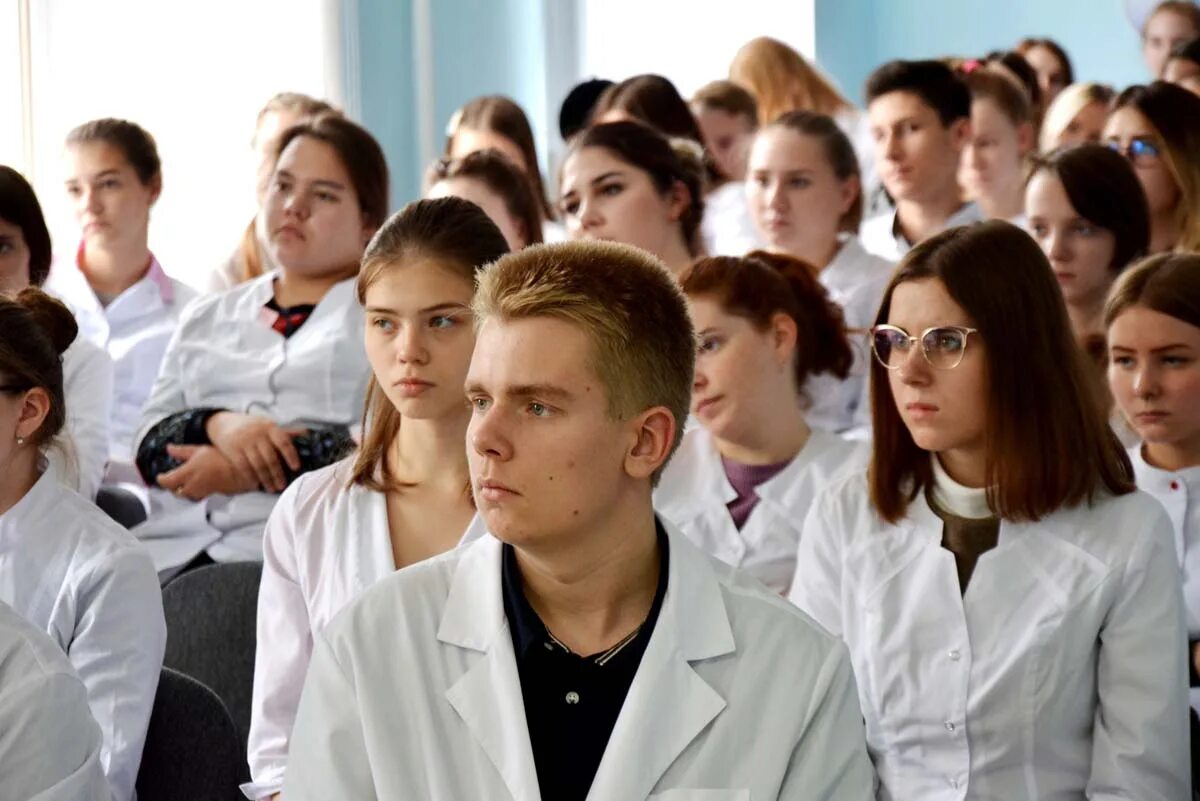 4 медицинский вуз. Сормовский мед колледж. нмк медицинский колледж. медицинский колледж нижний новгород. медицинский колледж нижний новгород после 9.