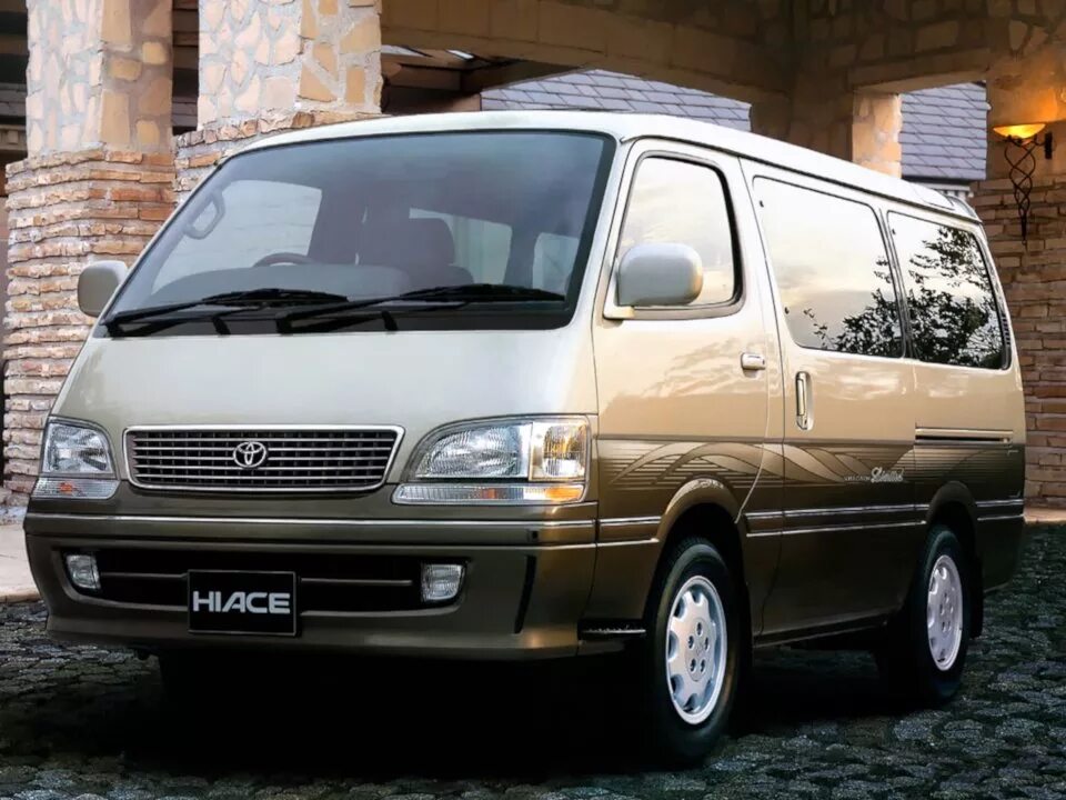 7. Тойота хайс город. Тойота хайс 2010г. Toyota hiace 1. Тойота хайс город.