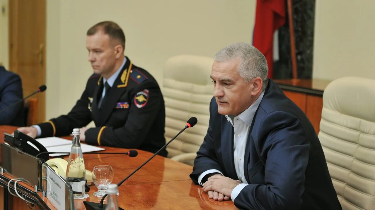 Министры по делам крыма