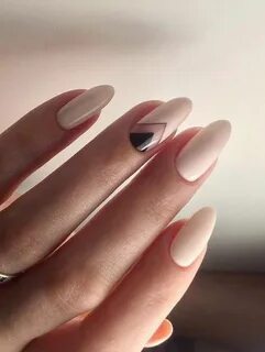 Длинные овальные ногти
