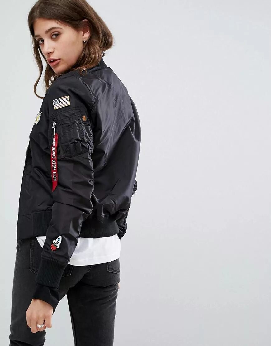 Alpha industries женский. Alpha industries женская ma 1. Alpha industries Bomber Jacket женский. Бомбер Alpha industries черный женская. Alpha industries ma-1 бомбер женский.