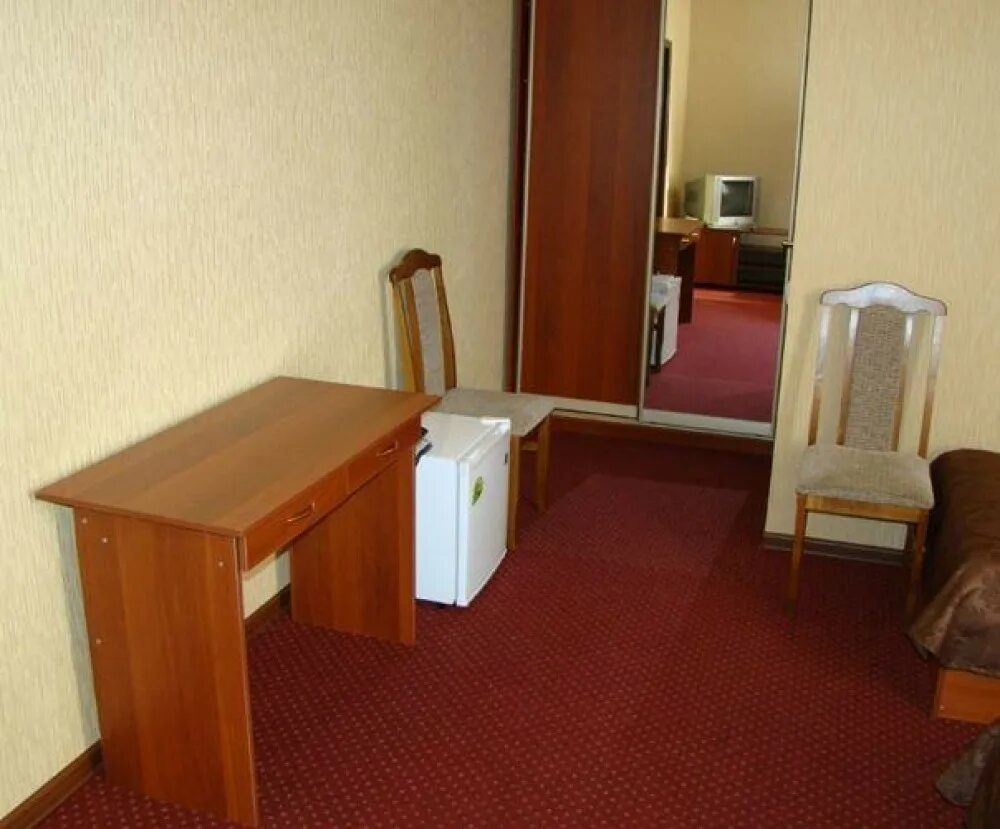 Гостиница зори нижний новгород. Гостиница заря в ермиши. Фараон отель ростовская область. Гостиница красные зори в нижнем новгороде. Гостиница зори нижний новгород.