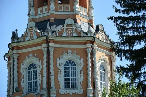 Церковь в уборах