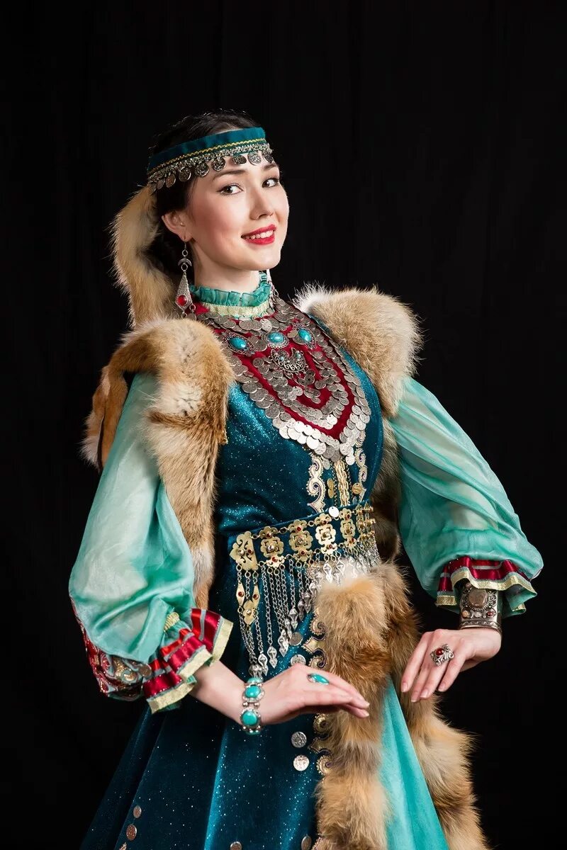 волосатая башкирка. волосатая башкирка. татарки и башкирки. земфира байдавлетова хылыукай. башкирки внешность.