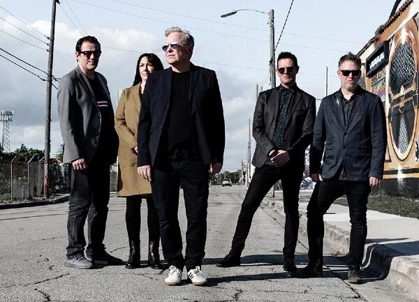 Группа new order. New order 1983. New order music complete. New order 1983. Группа new order.