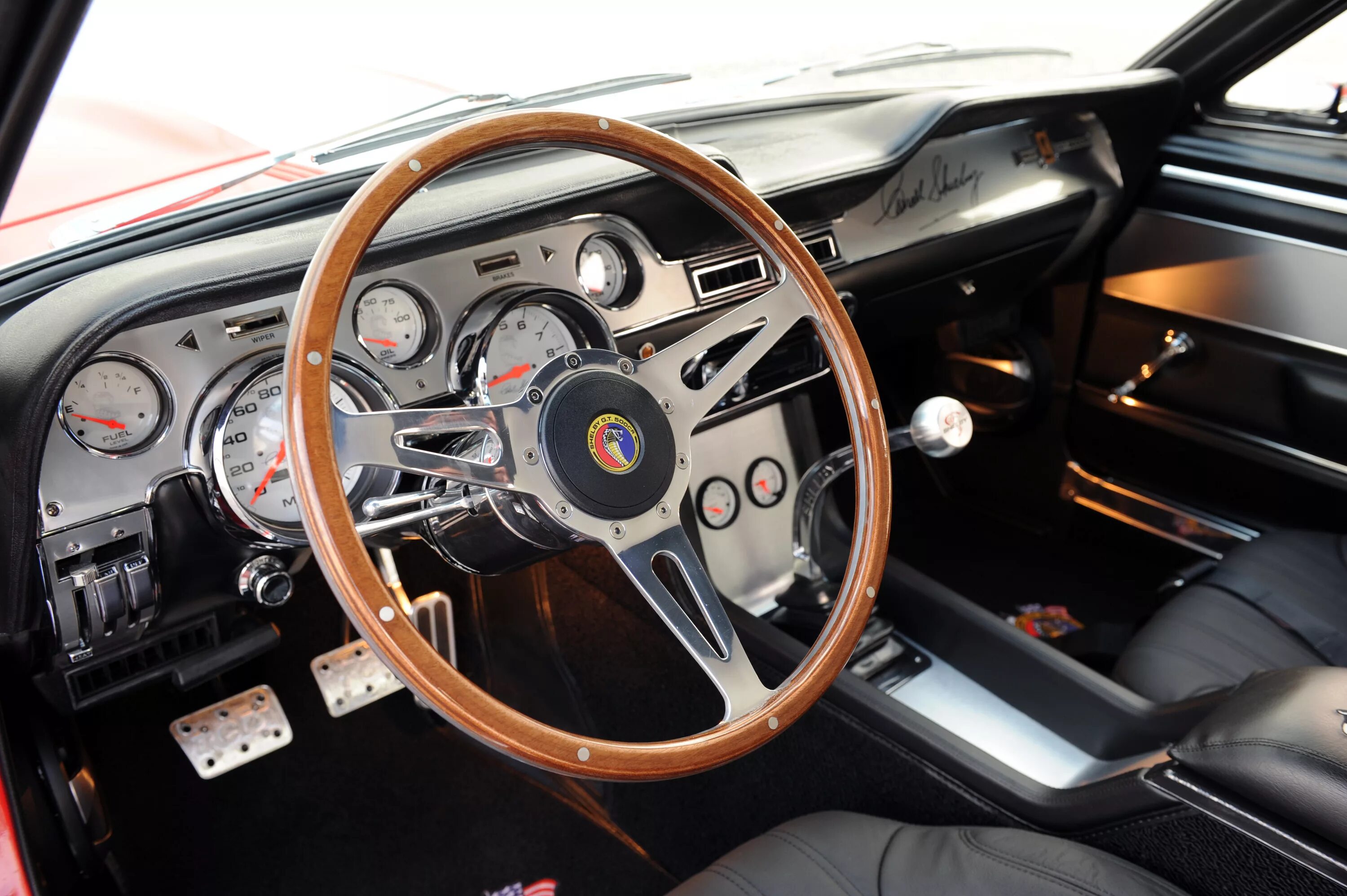 Торпеда классика. Ford Mustang 1969 салон. Форд Мустанг 1969 салон. Форд Мустанг 1967 салон. Porsche 911 1967 салон.