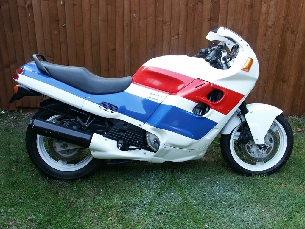 Honda 1000f. Honda cbr1000f 1990. Honda CBR 1000f. Honda cbr1000f 1990 год. Honda CBR 1000f Supersport.