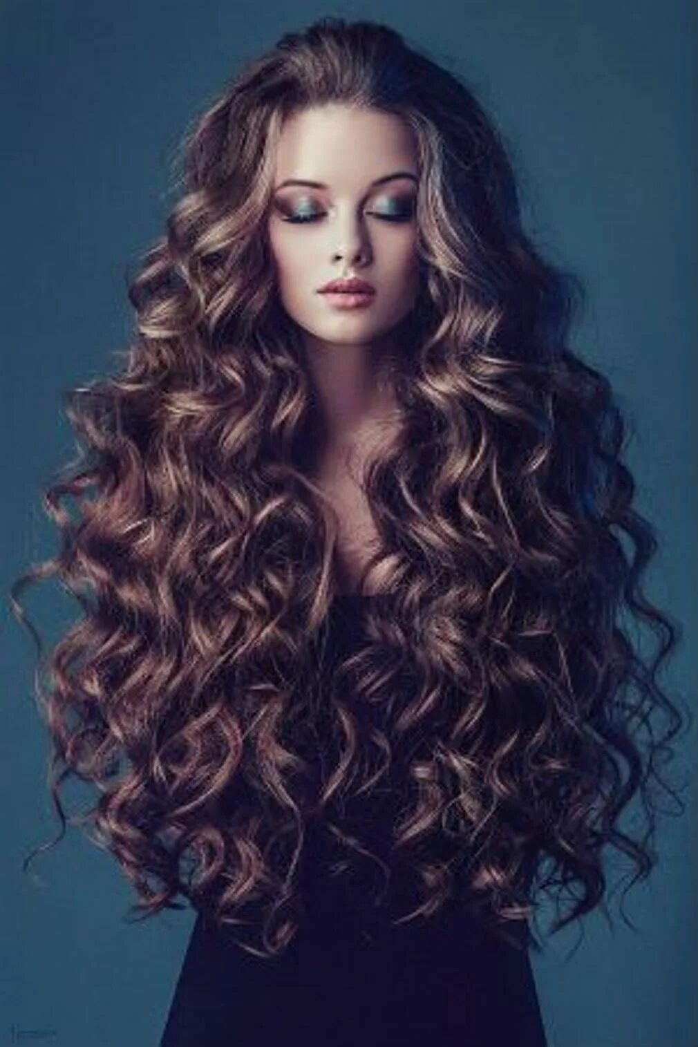 Long curl. Красивые волосы. Локоны на длинные волосы. Шикарные длинные волосы.