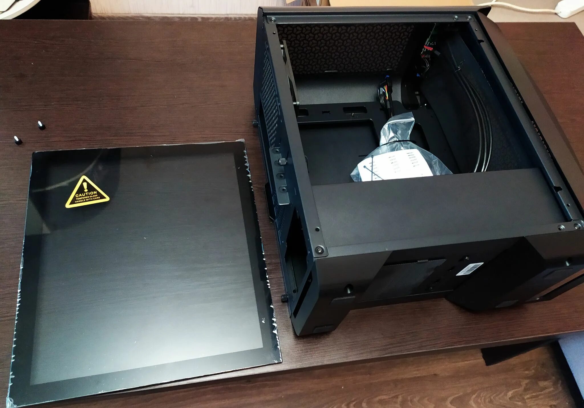 Aerocool aero one mini g. Aerocool aero one mini g