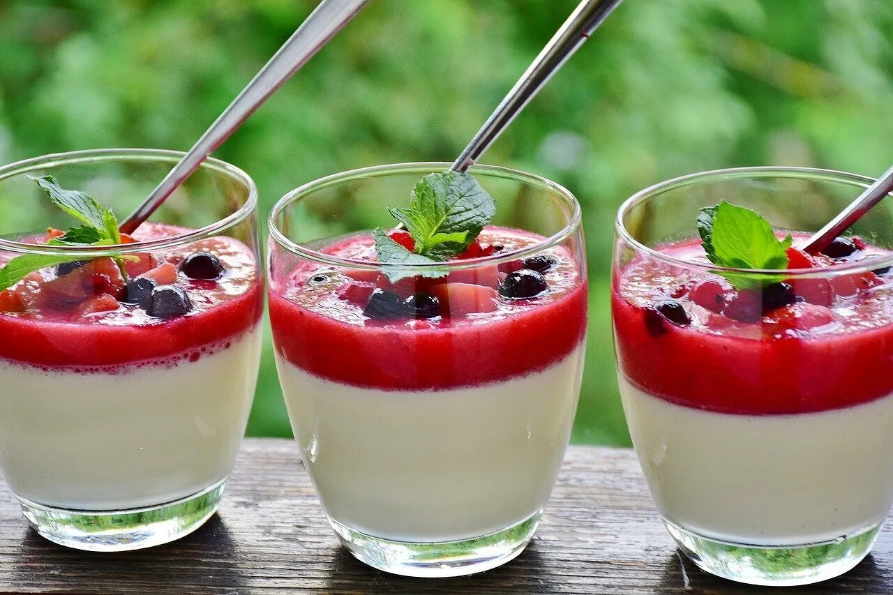 Pann. Панна котта. мусс &quot;панна котта&quot;. итальянская panna cotta. панна котта десерт.
