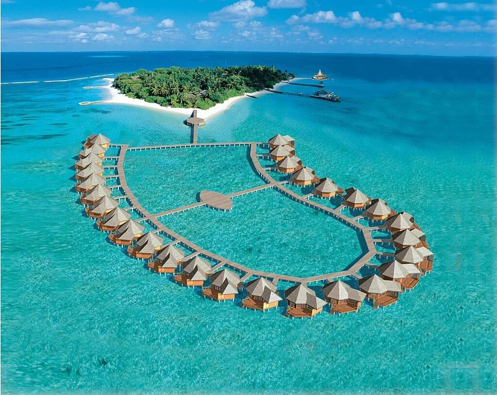 Остров где отдохнуть. Необычные острова. Красивые острова. Мальдивские острова. Красивые необычные острова.