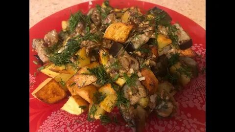 Грибы мясо баклажаны