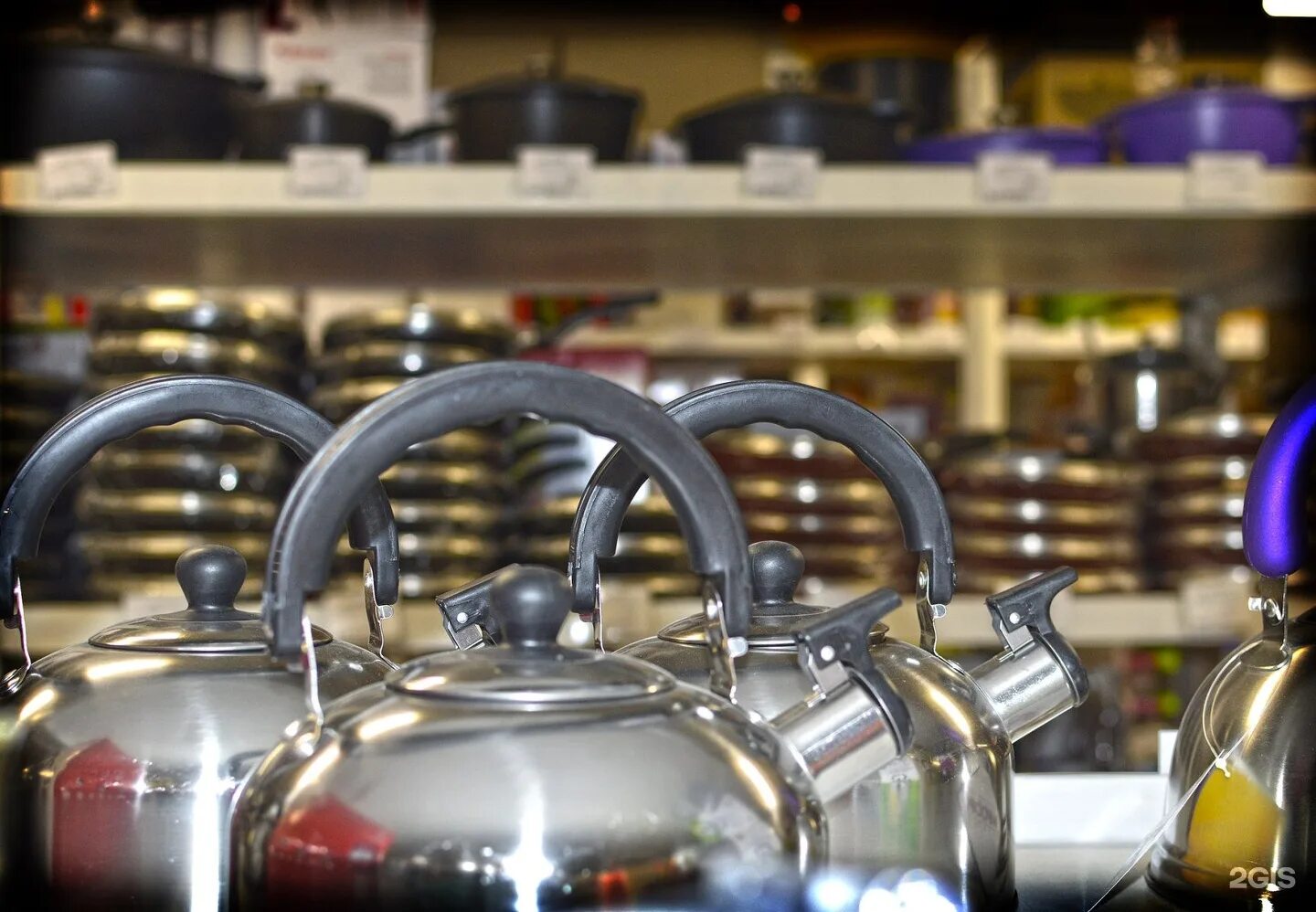 Посуда центр бийск. Посудный магазин. Магазин посуды в барнауле. Чкалова251к2 барнаул юста. Юста чкалова 251.