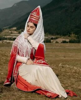 Менің әйелімді ұрып-соғу