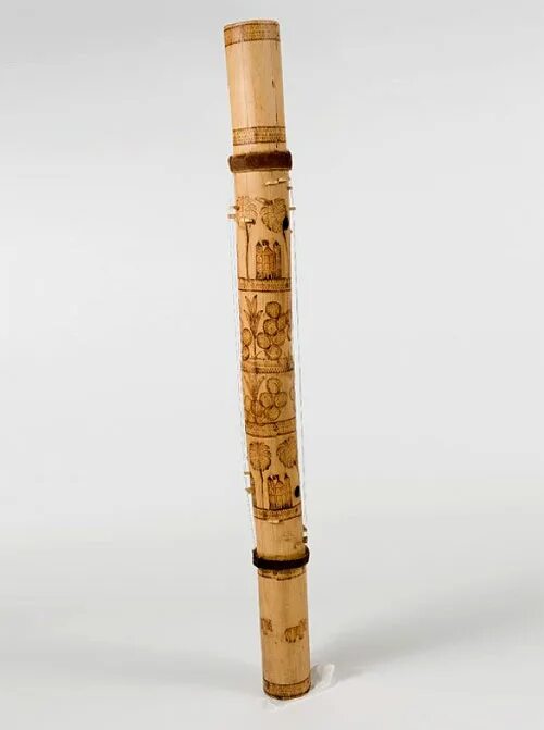 мадагаскар национальный музыкальный инструмент. валиха струнные щипковые музыкальные инструменты. валиха. валиха. валиха музыкальный инструмент.