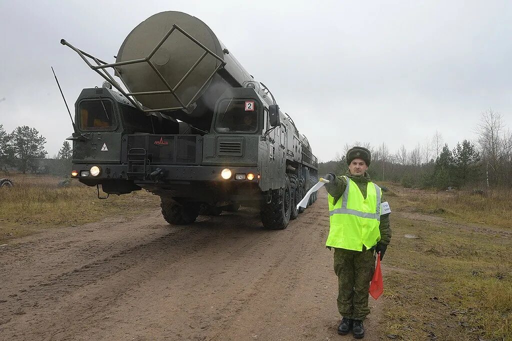 России угрожают ядерным. Ядерный удар 2022. Украинский сайт военный 2014 году. США по ядерной безопасности и военной. Ядерное оружие в Польше 2022.