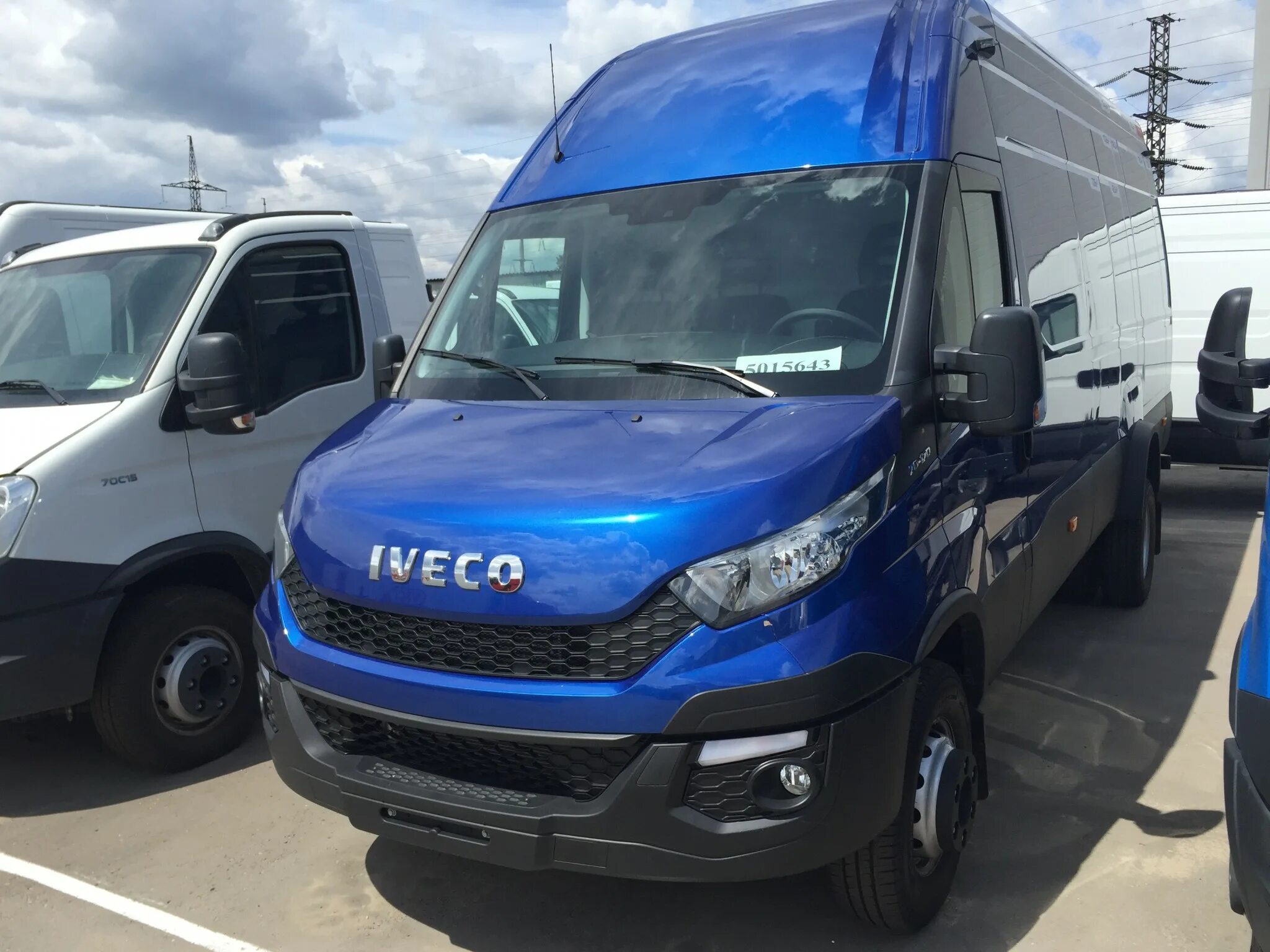 Iveco Daily 70c15 2013. Ивеко Дейли микроавтобус. Iveco Daily 75c15. Iveco Daily 70.