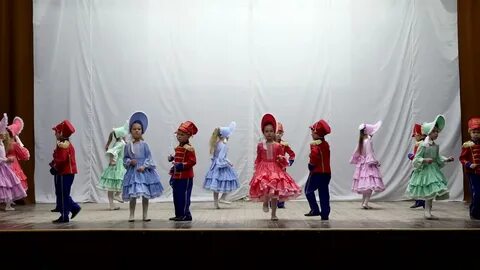 Видео барышни