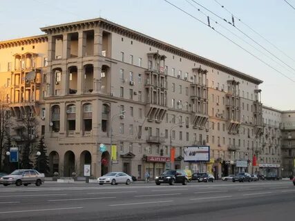Кутузовский дом 22
