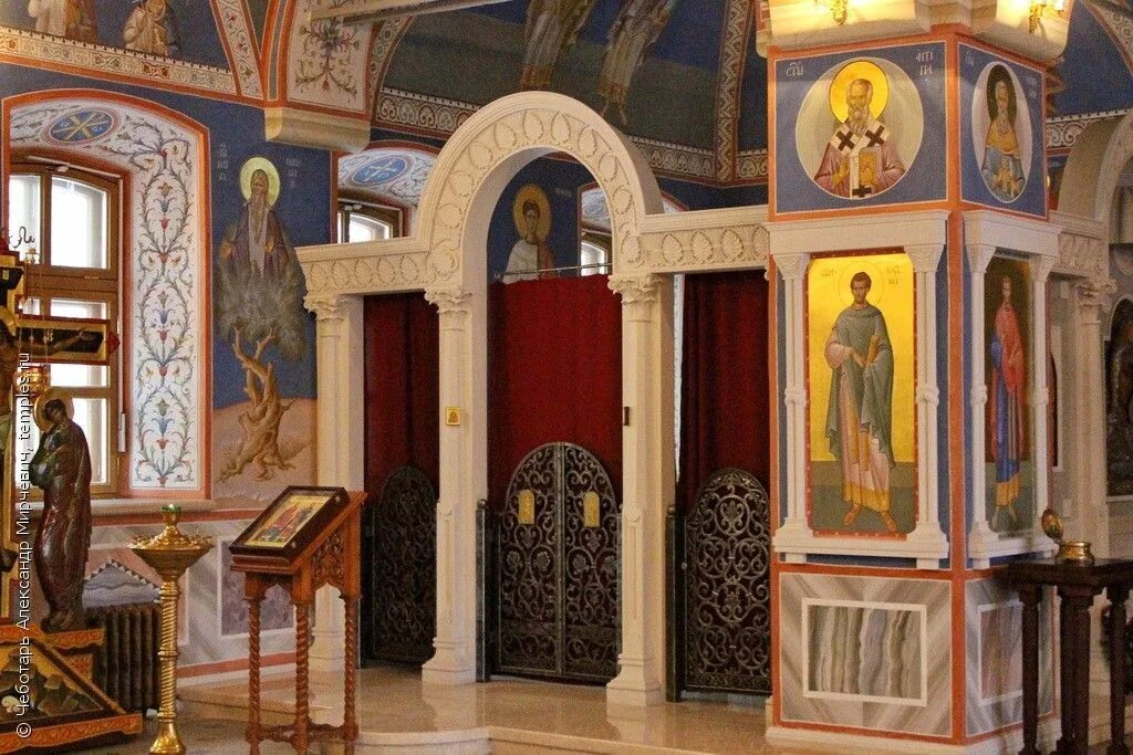 Храм усекновения главы предтечи под бором. Церковь усекновения главы иоанна предтечи москва. церковь усекновения главы иоанна предтечи черниговский переулок. церковь иоанна предтечи под бором. храм иоанна предтечи под бором в москве.